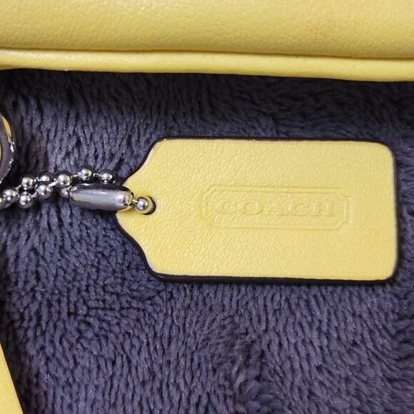Coach Butter Yellow Leather Wristlet Wallet - Picture 4 of 7